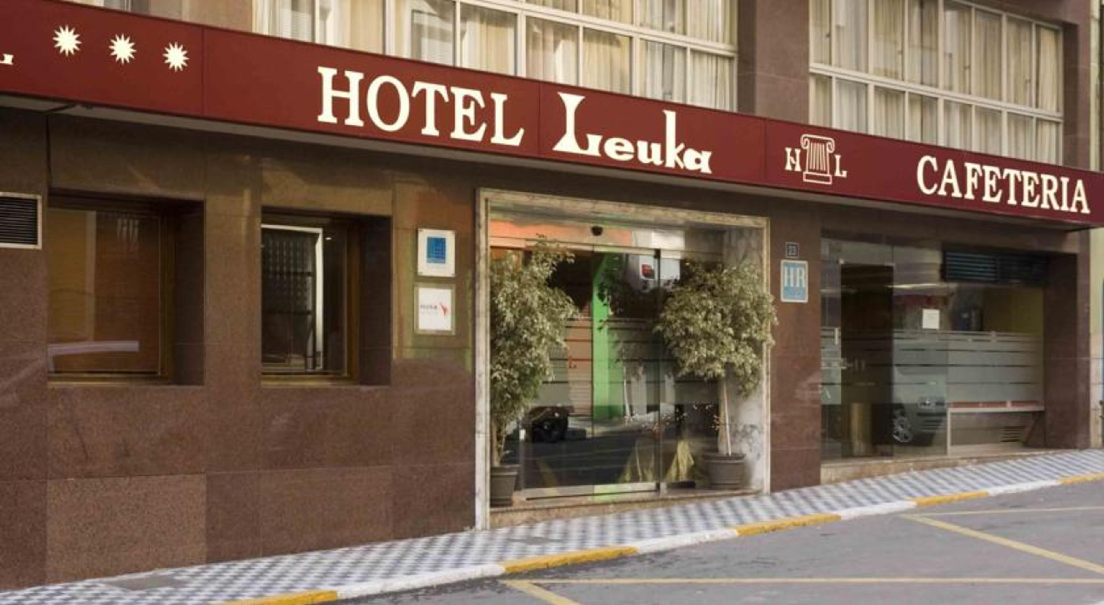 אליקאנטה Hotel Leuka מראה חיצוני תמונה