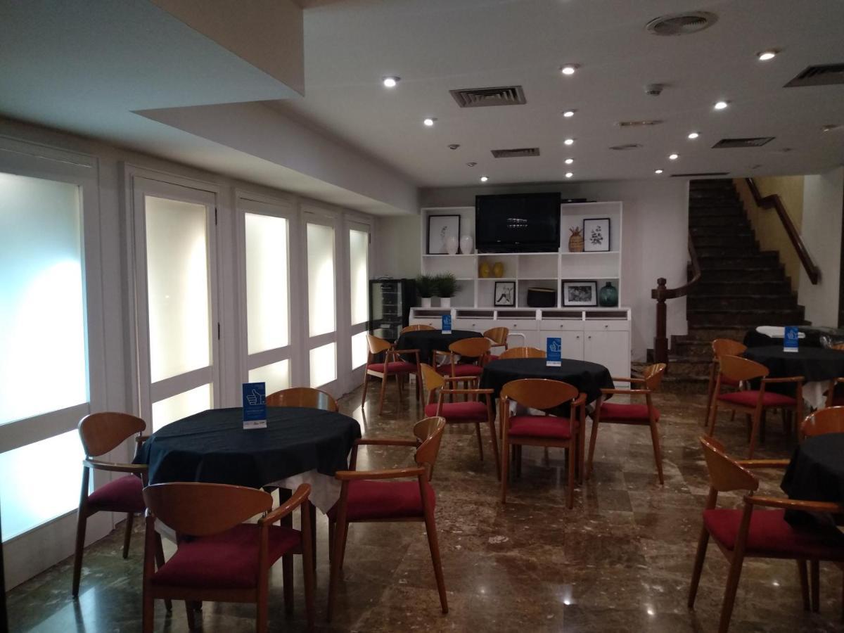 אליקאנטה Hotel Leuka מראה חיצוני תמונה